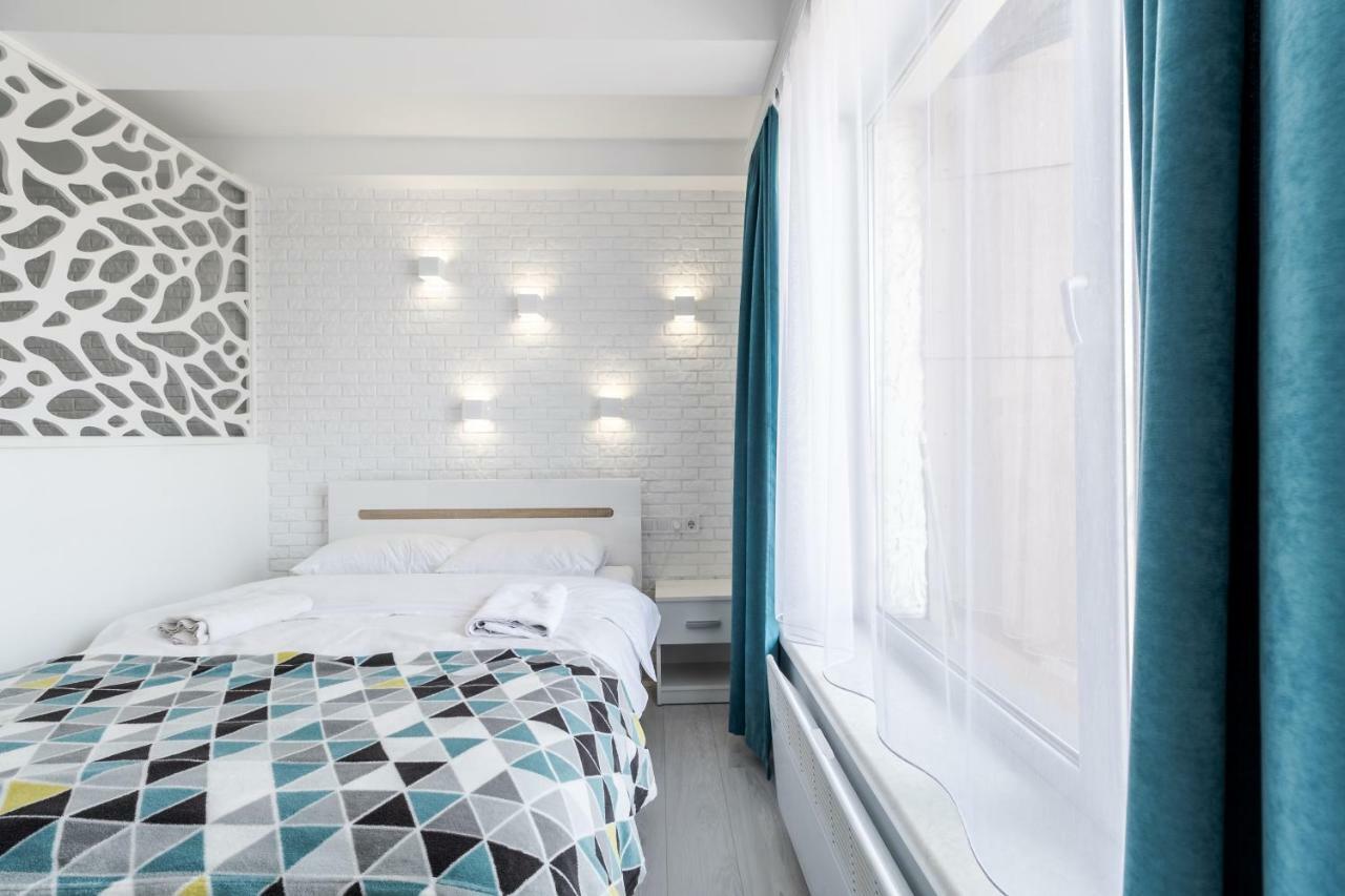 Apartmán Near Park Franka Lvov Exteriér fotografie