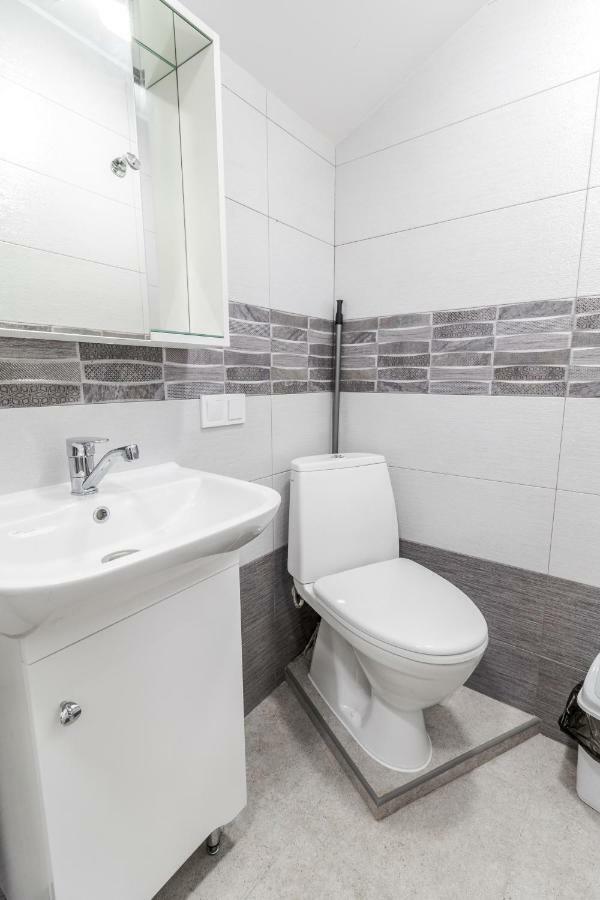 Apartmán Near Park Franka Lvov Exteriér fotografie