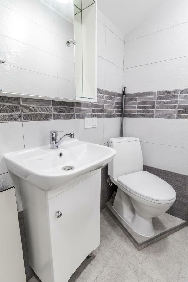 Apartmán Near Park Franka Lvov Exteriér fotografie